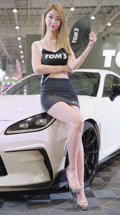 4K 2023東莞AIT改裝車展 Auto Salon 레이싱모델 Beautiful Chinese Girls Racing Model 99-神兽街拍