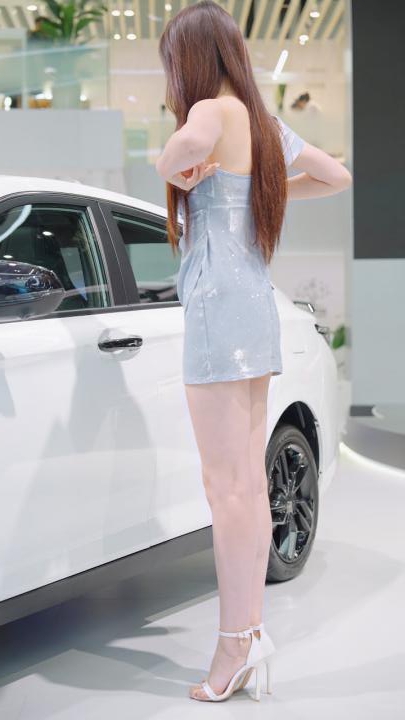 4K 2023廣州車展 레이싱모델 Racing Model Beautiful Chinese Girl 車模抖音網紅隨拍 107-神兽街拍